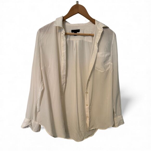 J. Crew 100% Silk Button Down Blouse Size 6 Ivory Cream Minimalist Capsule - Picture 1 of 7
